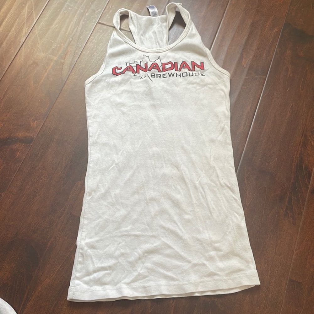 GRAPHIC tank